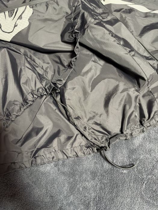 Burberry windbreaker