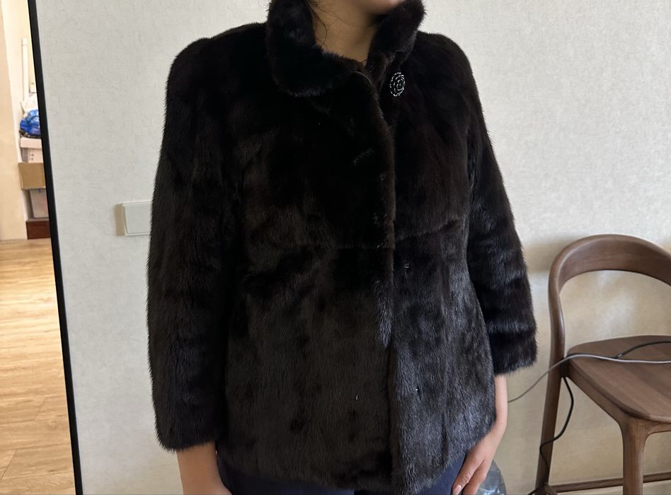 Продам норковую шубу