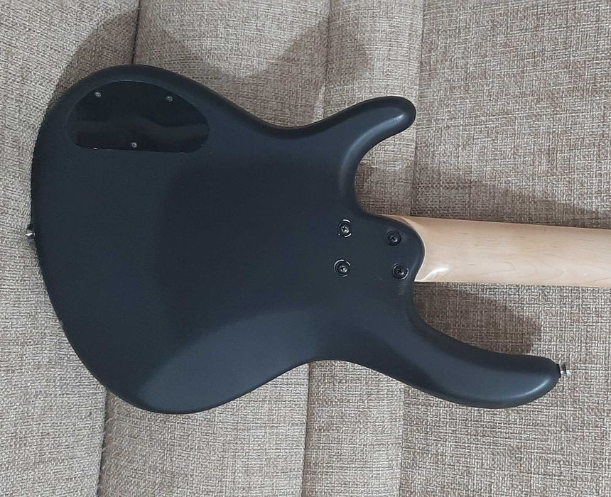 Бас гитара Cort P bass