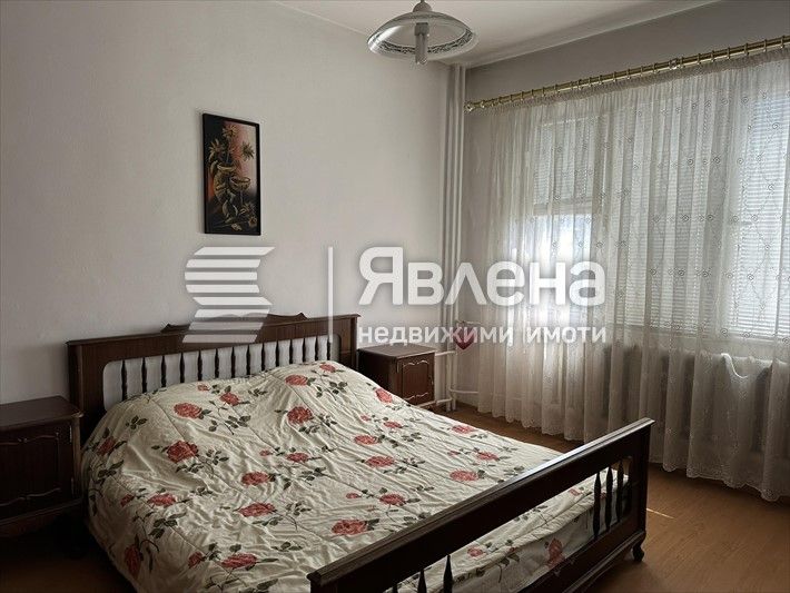 Продава се Двустаен апартамент в Пловдив, Изгрев - 64 кв.м за 1079 €/кв.м - Снимка #2