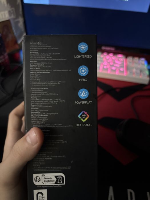 Vand mouse logitech wireless PRO cu tot cu cutie