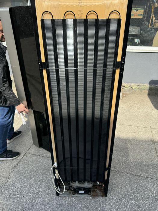 Хладилник с фризер gorenje