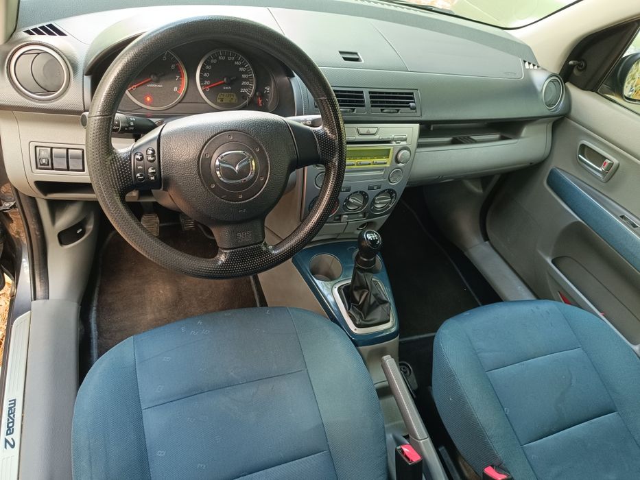 Mazda 2, 2004, Бензин