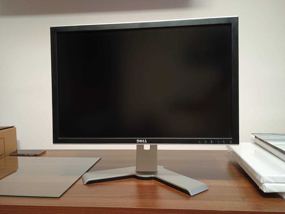 Monitor LCD Dell Ultrasharp 2408WFP 24 inch Bucuresti Sectorul 3 • OLX.ro