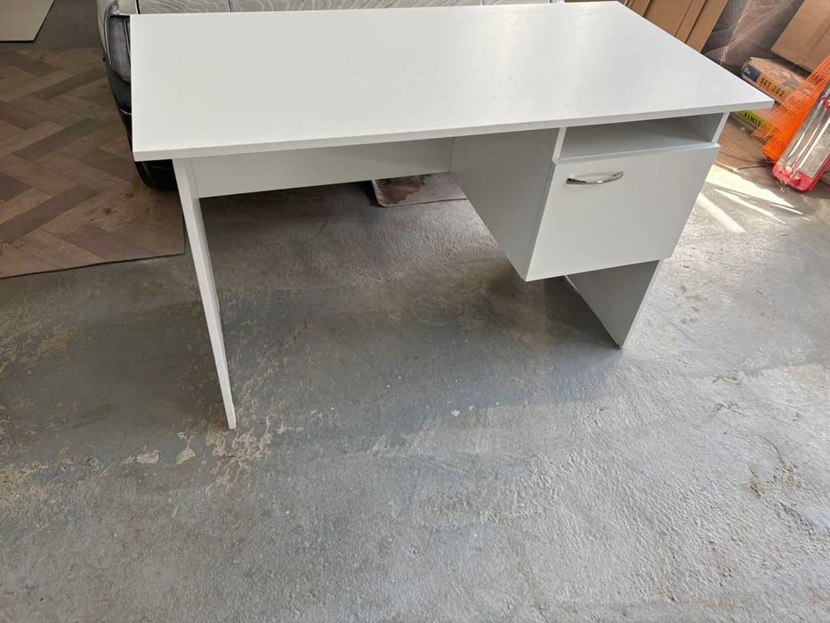 Стол офисный новый