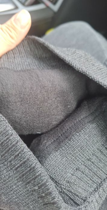 Căciulă groasa. 30 lei bucata