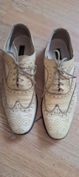 Продам кожаные отличные туфли