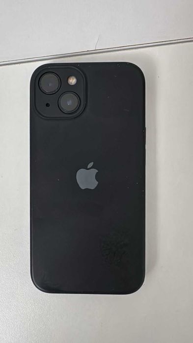 Телефон Iphone 13 б/у