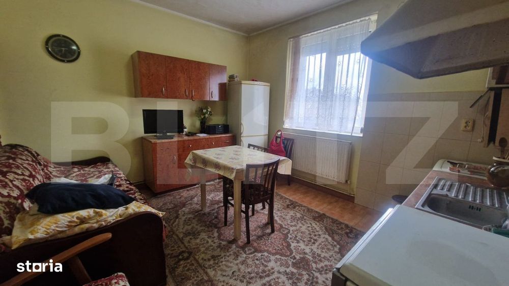 Apartament decomandat, 60 mp, etaj 2, cu pivnita in acte 16 mp