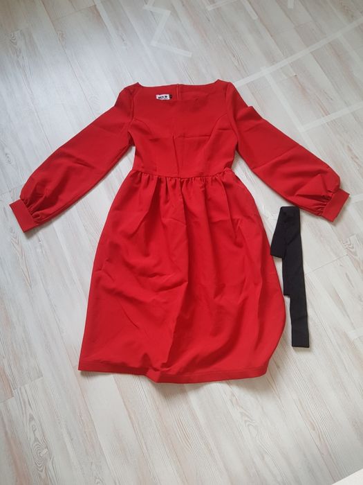 Несколько платьев 46-48р