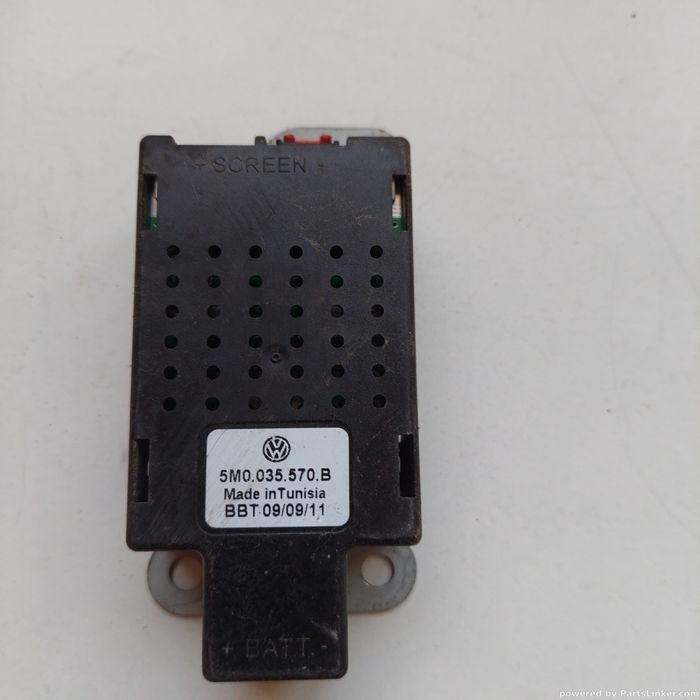 Amplificator Antena Volkswagen Golf V (1K1) [ 2003 - 2009 ] Oem 5M003