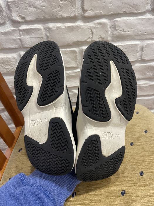 Маратонки тип чорап Zara