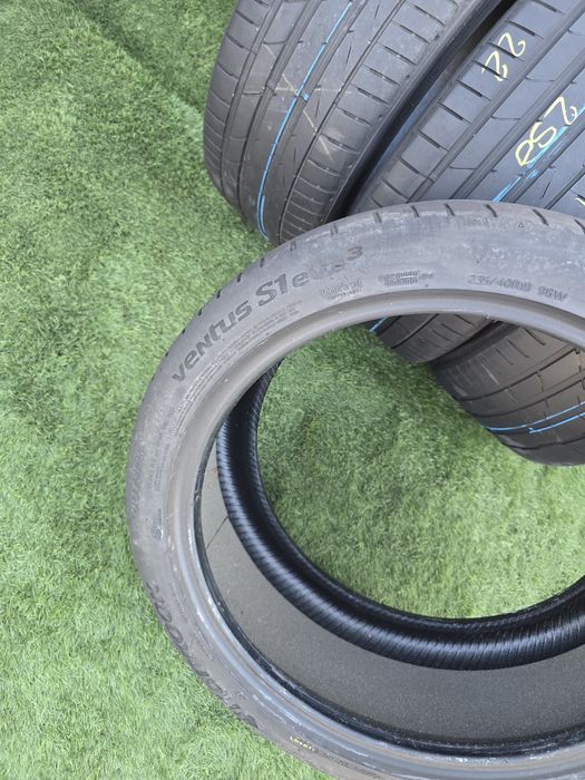 235 40 19 hankook
