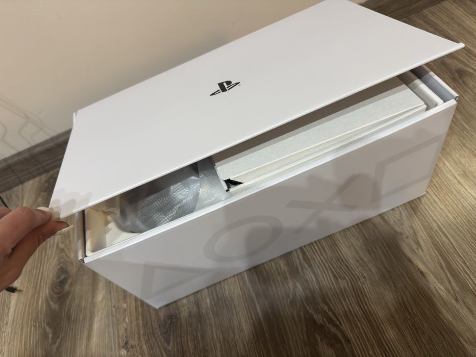 VR очила за виртуална реалност ps5