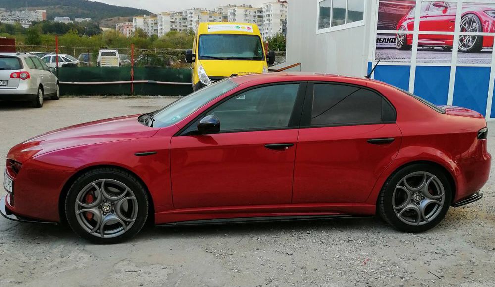 Добавки за прагове Maxton design за Alfa Romeo 159 (2005-2011)