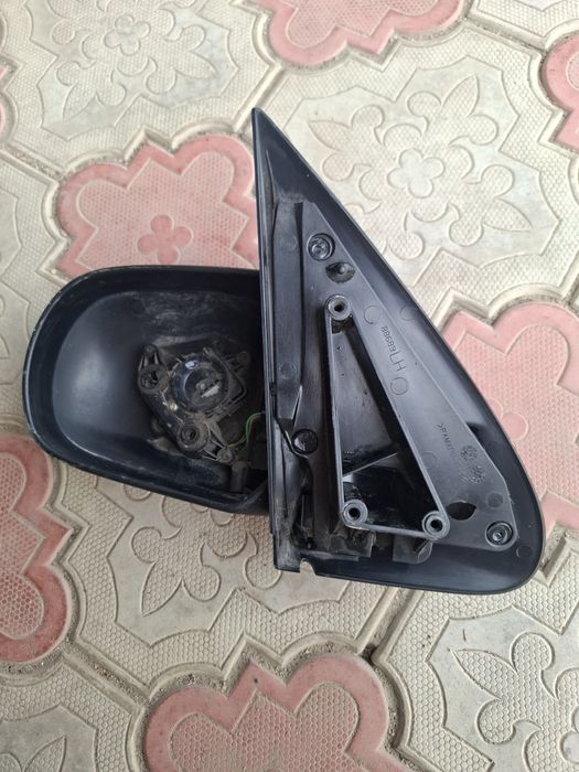 Зеркало заднего вида Мазда трибут(трибют)