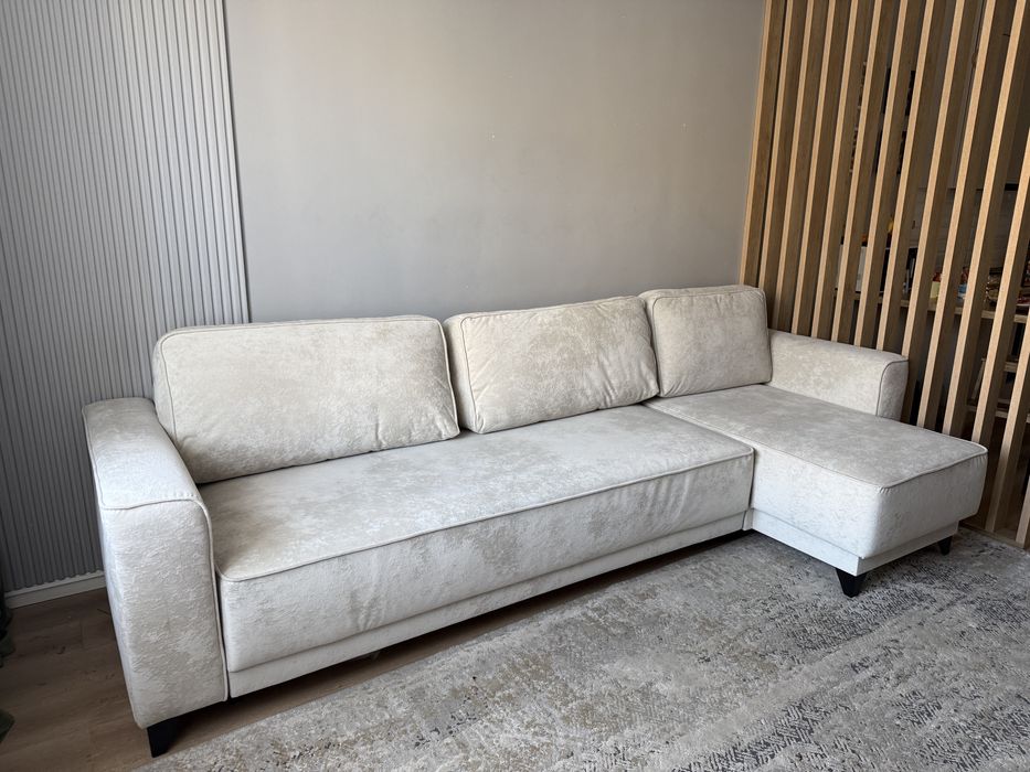 Продам диван угловой