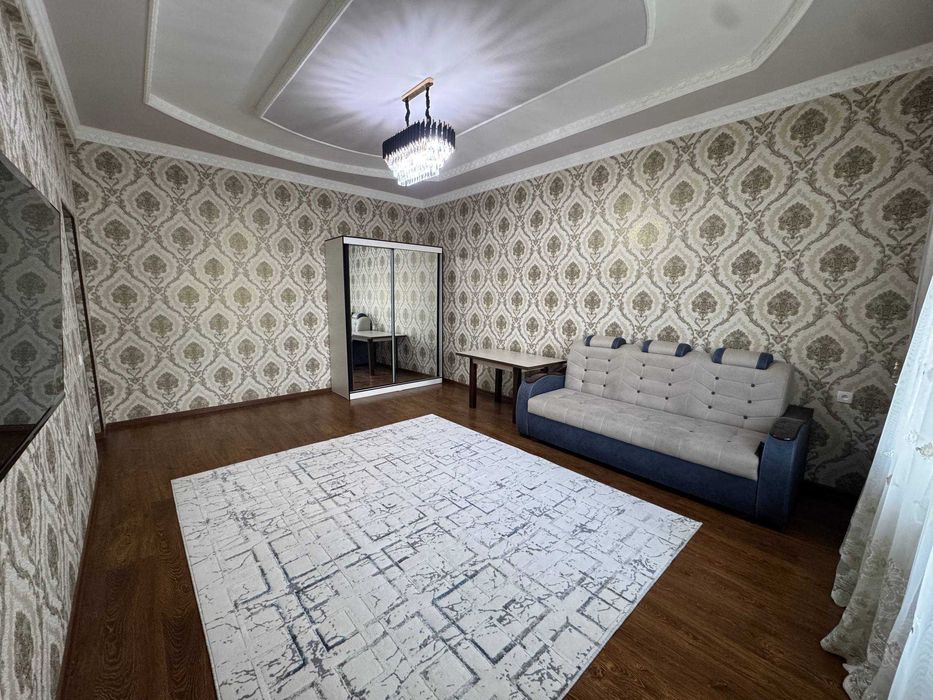 2х комнатная квартира на 3 этаже 73кв, в Самарканде