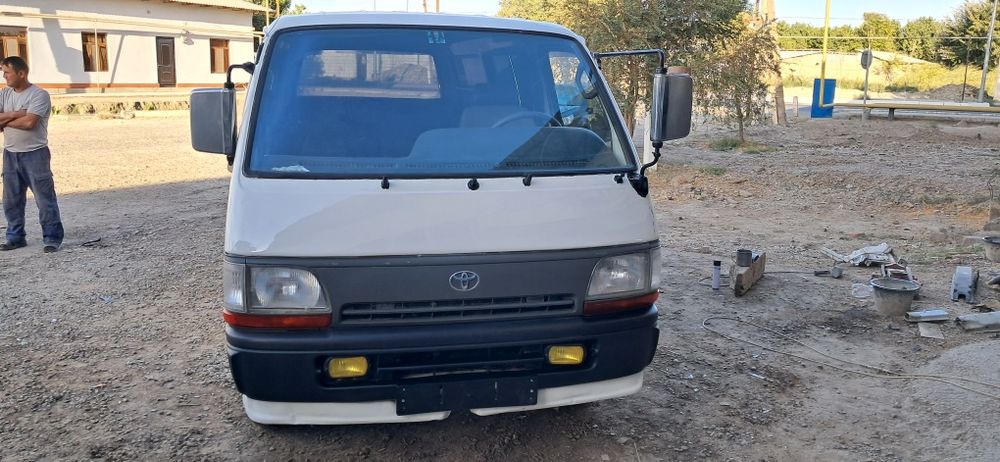 Тайота хайс холати зур радной кам юрган афтамат