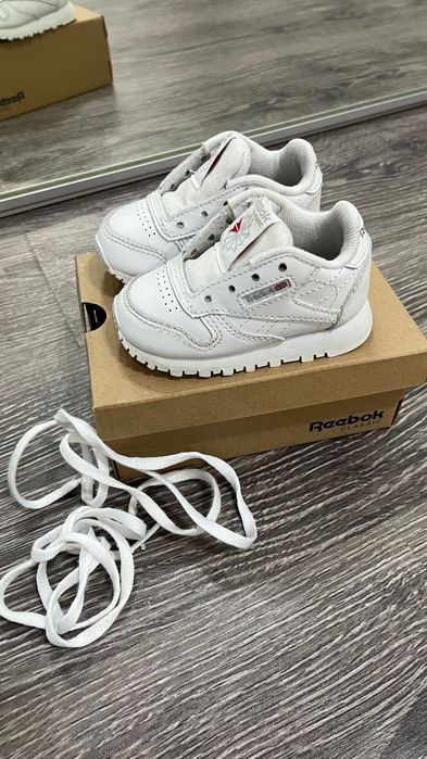 Кроссовки детские Reebok