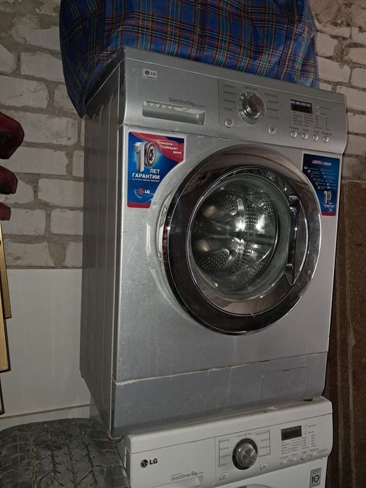 Продам стиральную машину