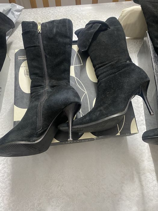 Пррдаю женские сапоги, туфли