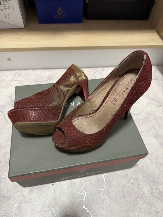 Туфли кожаные от бренда Carnaby