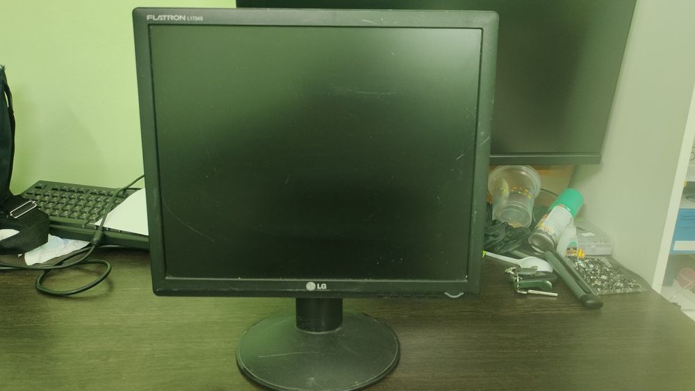 Мониторы 22". 20". 19". 17"