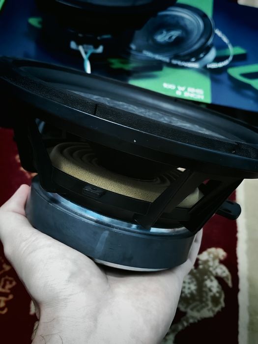 Kalonka sotiladi machete