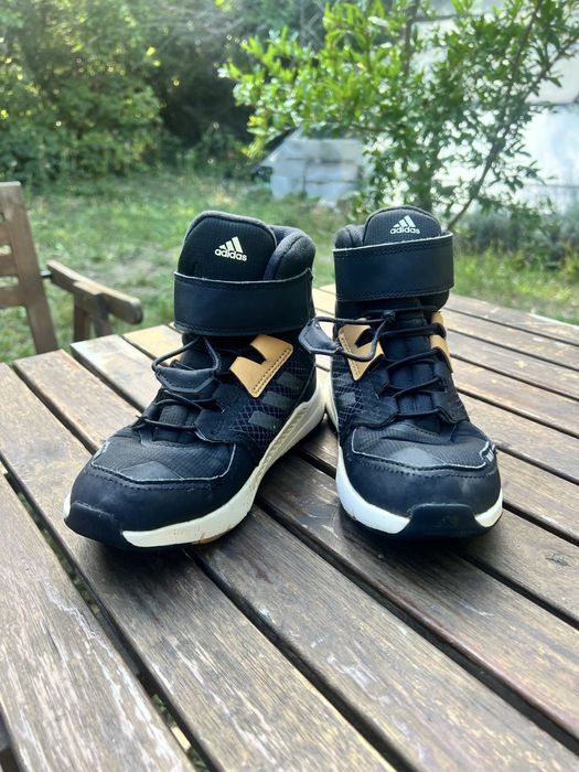 Зимни боти Adidas и кецове Puma