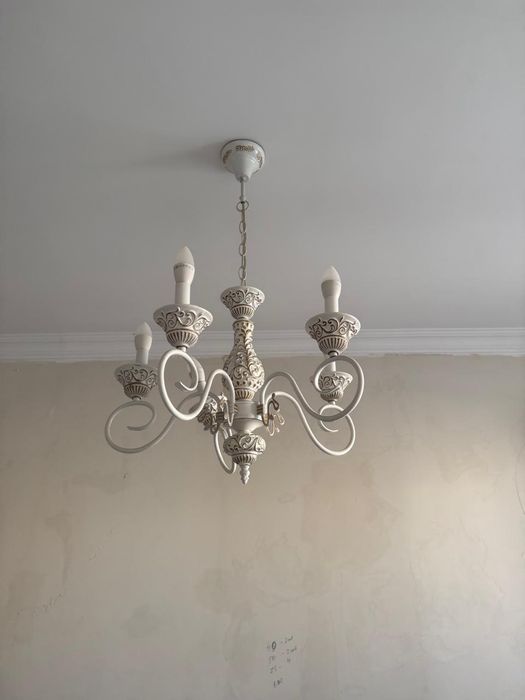 Люстры б/у можно штучно