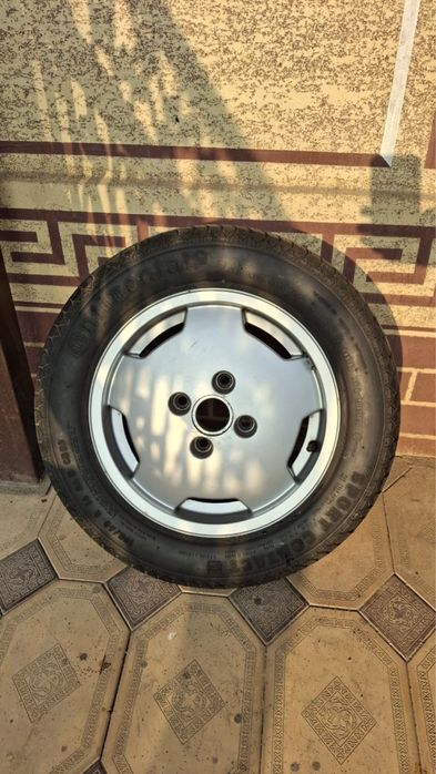 Диск с шиной на Audi