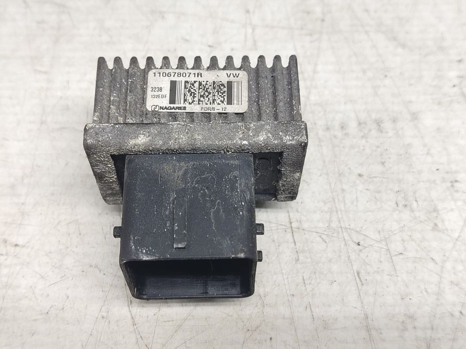 Releu bujii 110678071r 2.3 dci M9T706 Renault Master 3 [1st facelift]