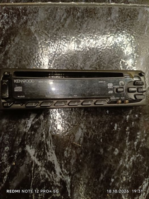 RADIO KENWOOD KDC-303R   utilizat
