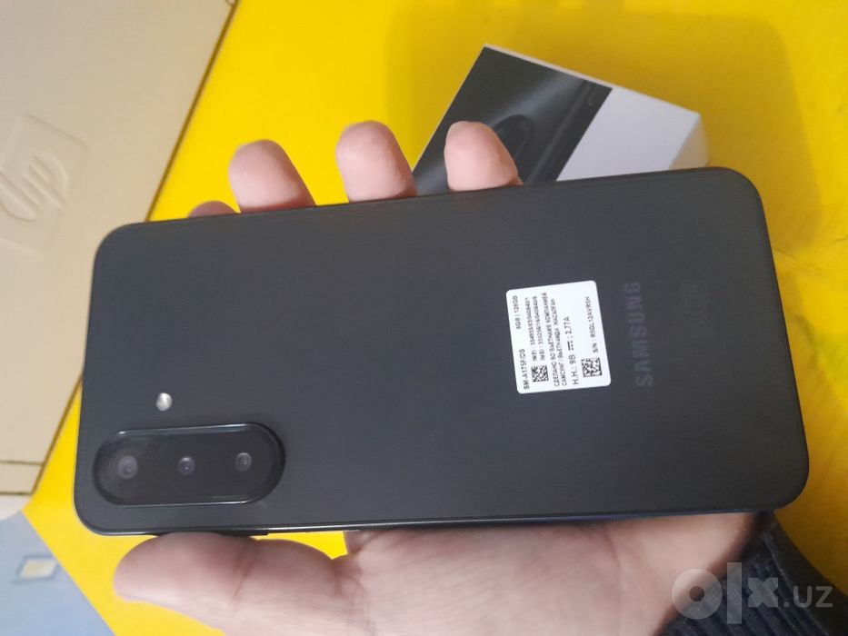 Samsung A 17 6/128 sotiladi