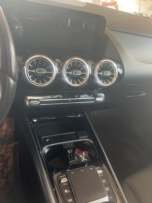 De vanzare masina bine intretinuta sa schimb cu Audi q 5 dupa anul2019