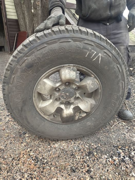 Продам шины с дисками