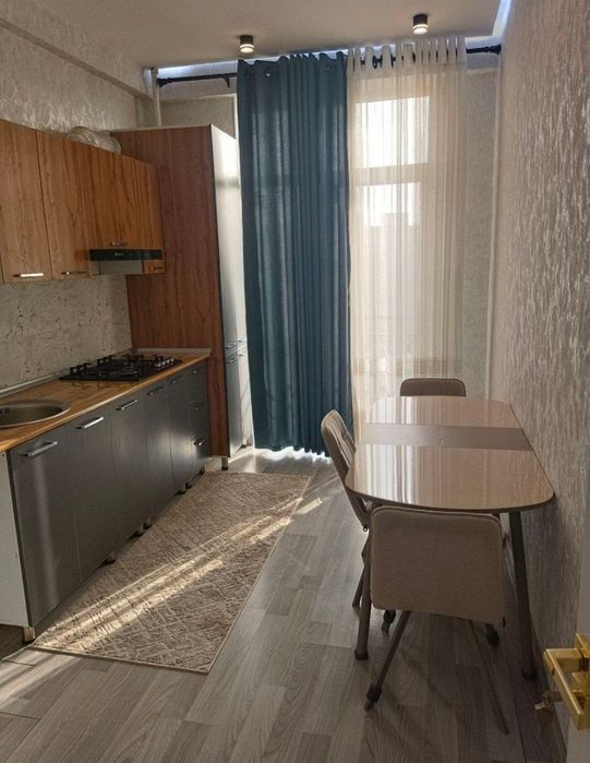 Продается квартира Юнусобад 4кв 2/8/9