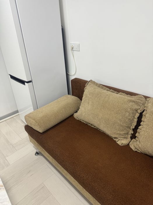 Продам тахту книжка