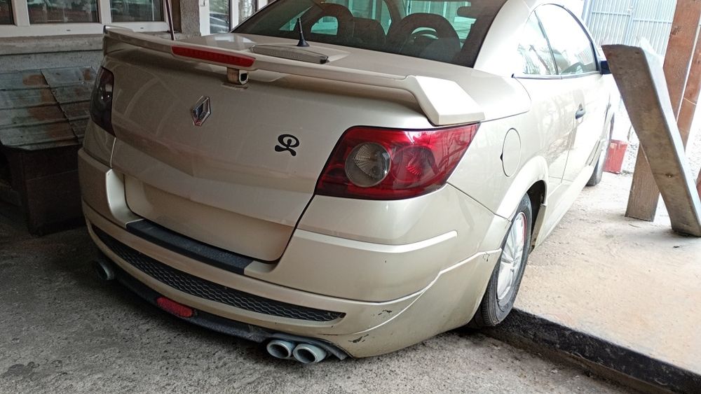 Megane 2 Cabrio 1.9 TDI 131cp Avariat