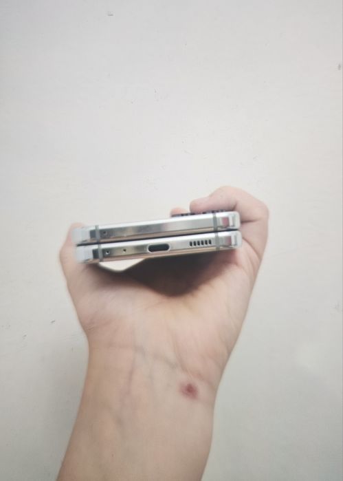 продам обменяю флип 5 256