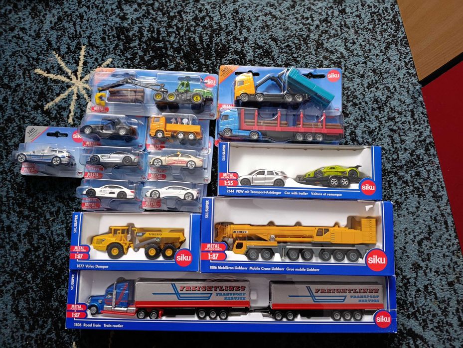 De vanzare machete Siku, Wiking, Herpa, Majorete, etc in cutie