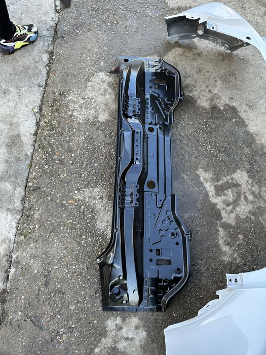 Bară spate toyota chr.cod:58307-f4011.