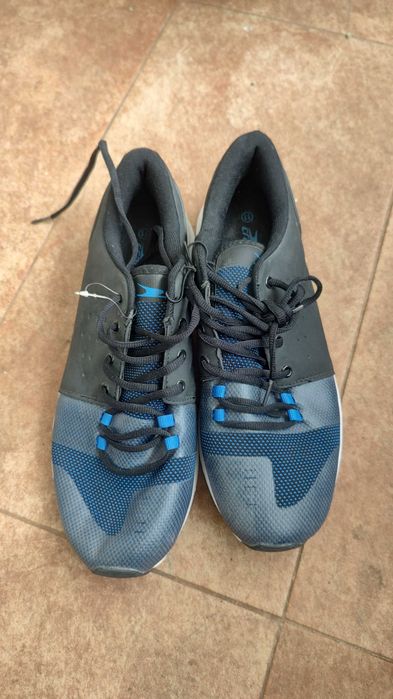 Adidasi Crane size 11 UK