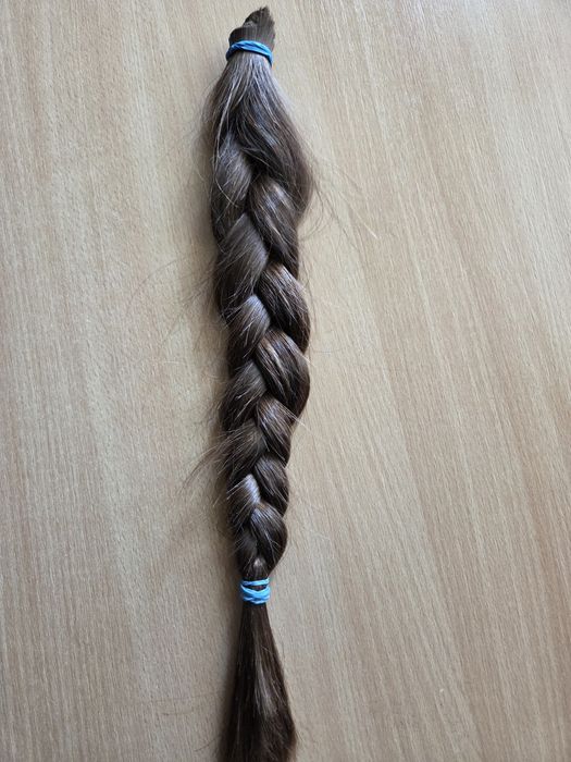Vând păr  șaten natural