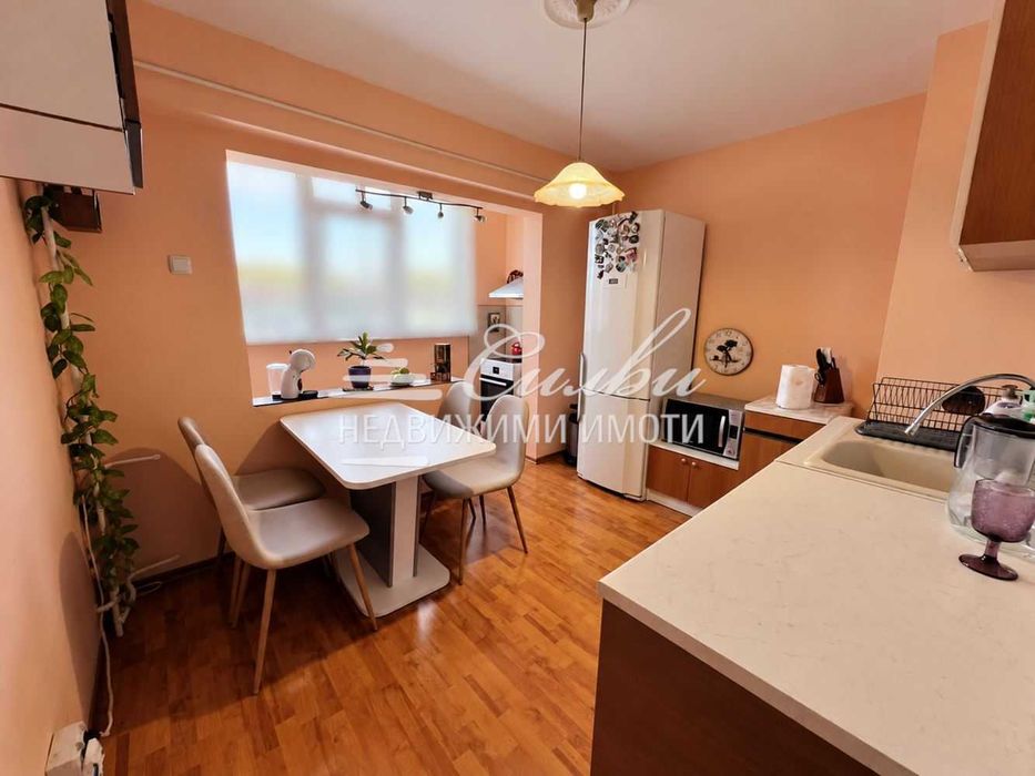 Продава се Тристаен апартамент в Шумен, Тракия - 76 кв.м за 1777 €/кв.м - Снимка #9