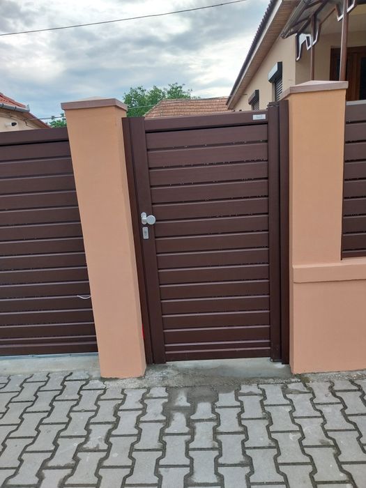 Porti si garduri din aluminiuniu