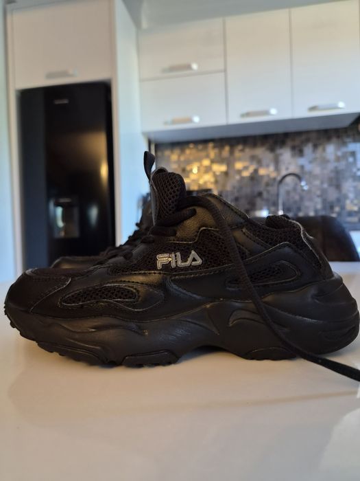Adidași sport Fila, negri, model chunky