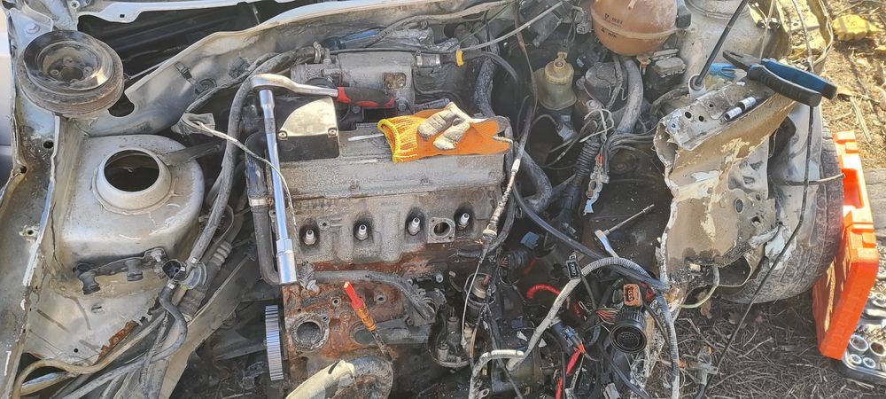 Разбор Гольф 3 2.0 96гв серый