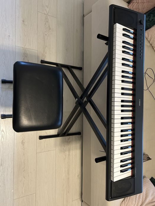 Vand yamaha digital keyboard Piagerro NP11